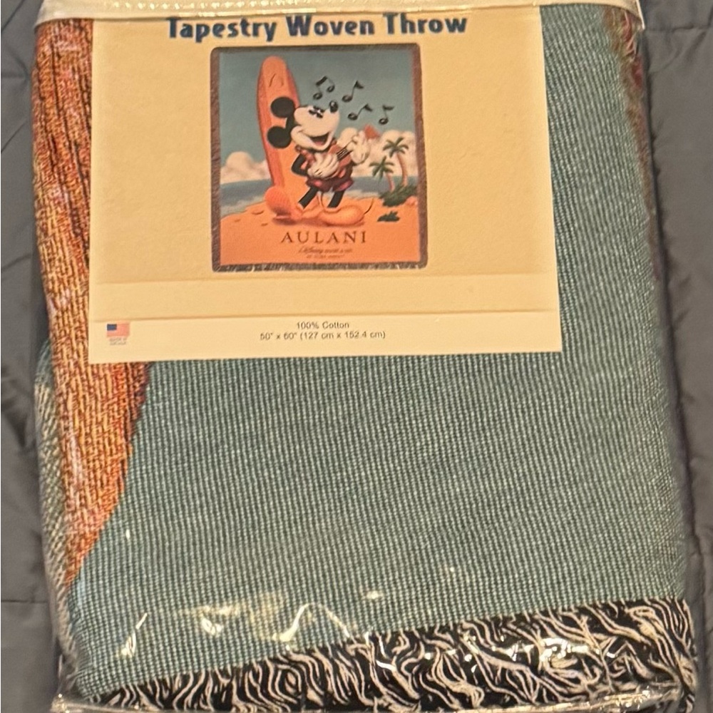 Aulani Tapestry Woven Throw